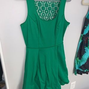 Emerald Green dress. No stains. No issues.